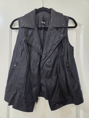 Vera Wang Black Leather Sleeveless Moto Vest